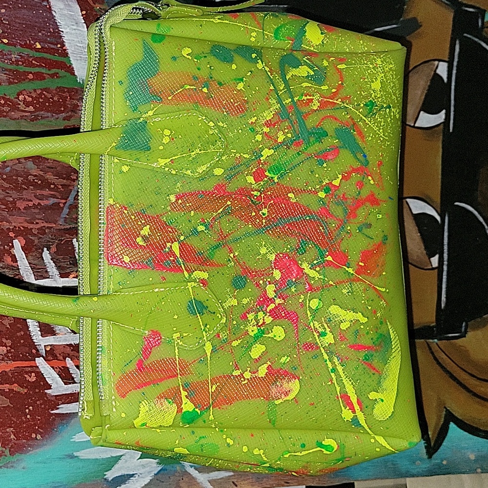 Hand Painted Medium Size Plastic Purse with Zipper Closure🎨 ✨️